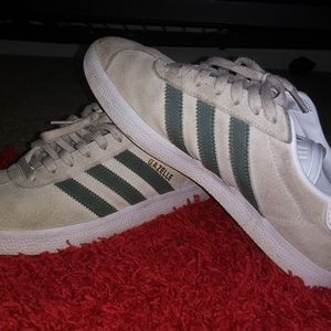 Adidas Gazelle Sneakers